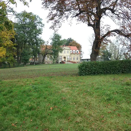 Palac Osowo Gostynskie *