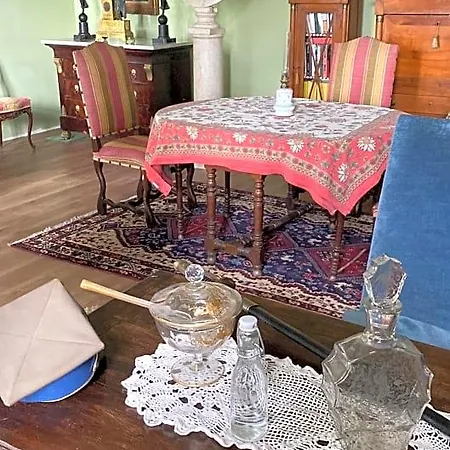 Palac Osowo Gostynskie Гостынь