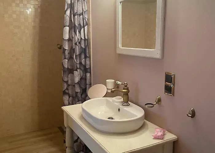 Palac Osowo Gostynskie Bed & Breakfast