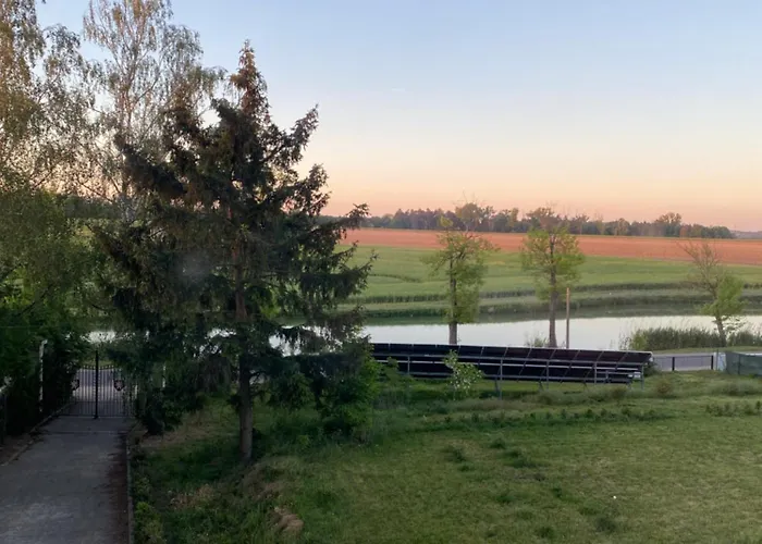 Bed & Breakfast Palac Osowo Gostynskie 4*